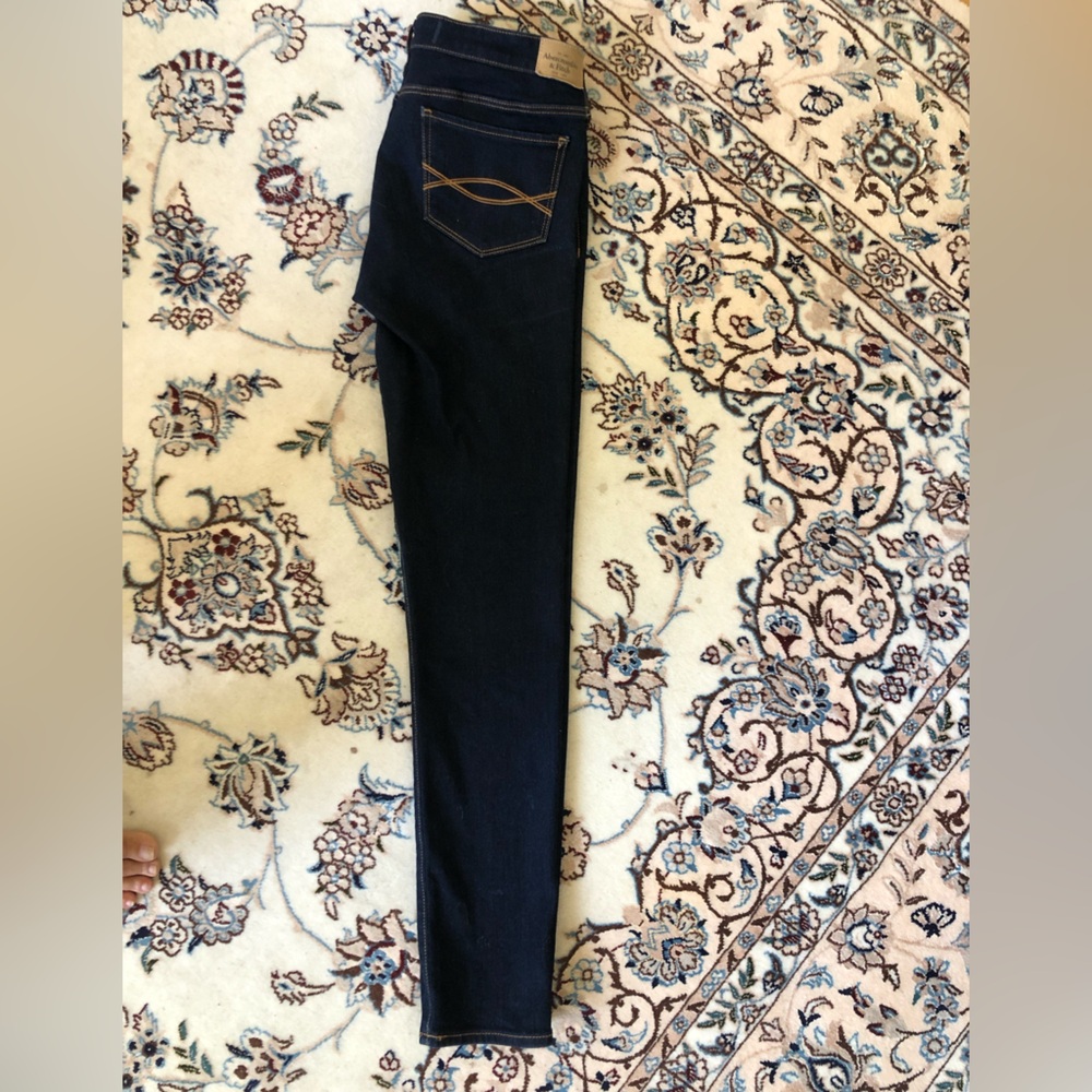 New skinny leg Jean